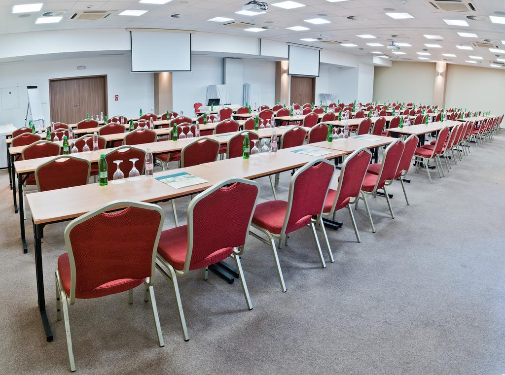 Hotel Victoria مارتون المظهر الخارجي الصورة