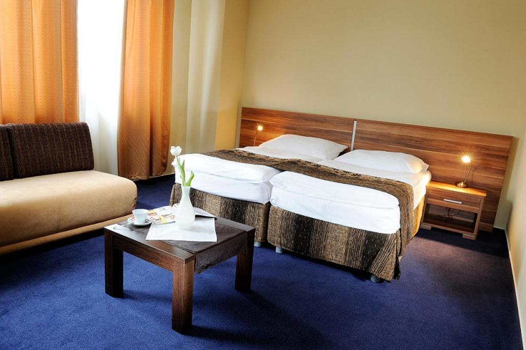 Hotel Victoria مارتون الغرفة الصورة